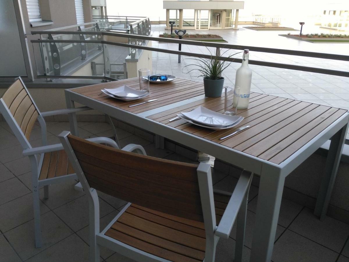 Les Haubans Appartement Granville Buitenkant foto